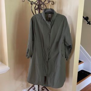Calia by Carrie Underwood raincoat